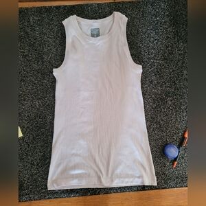 Blush pink Athleta tank med